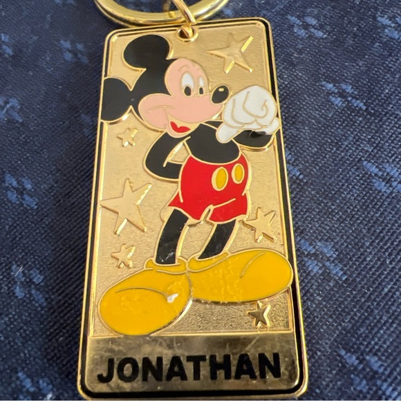 MICKEY WALT DISNEY WORLD SOUVENIR KEYCHAIN/KEYRING - Jonathan Name - Picture 2 of 9